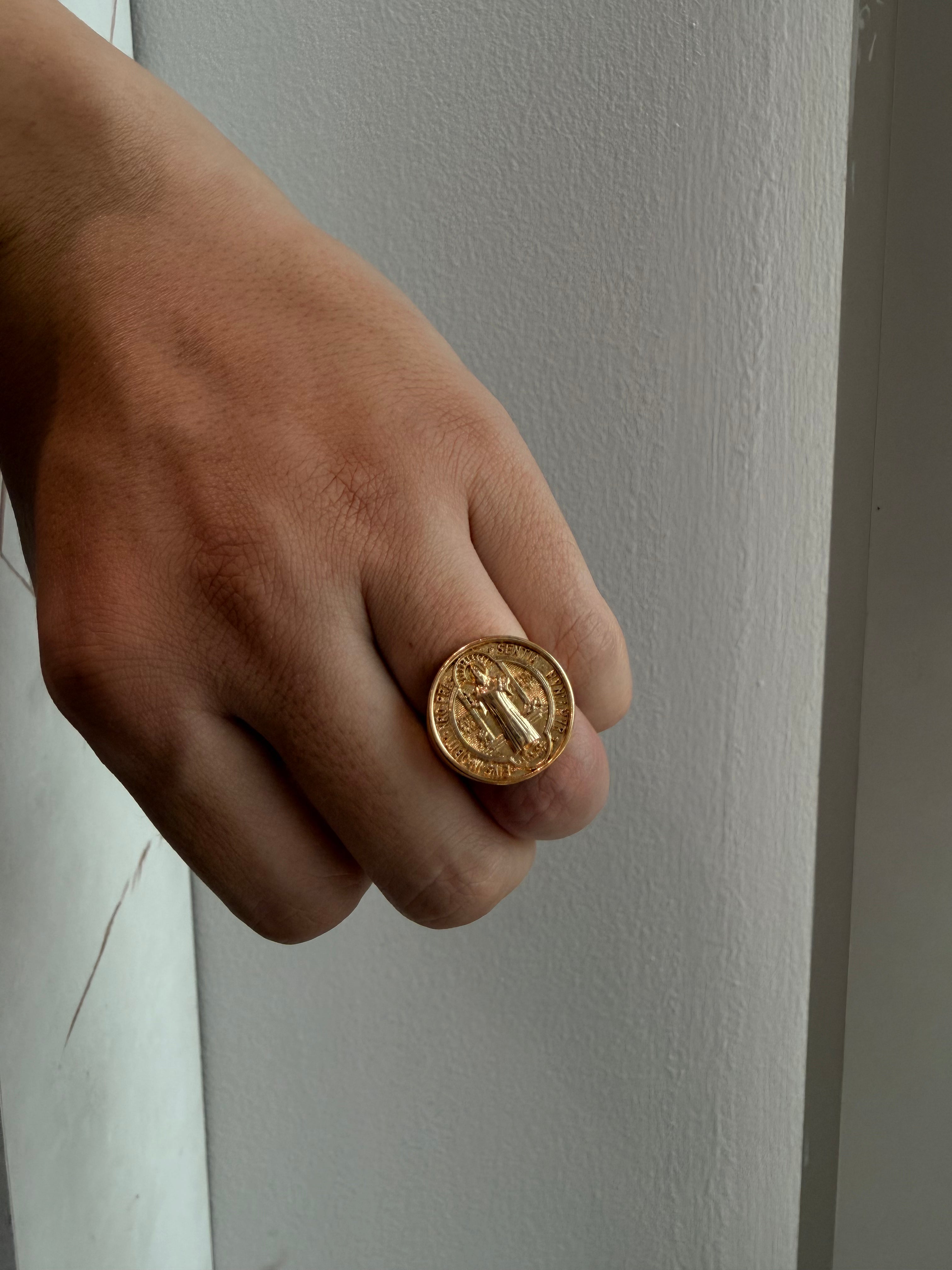 Anillo San Benito