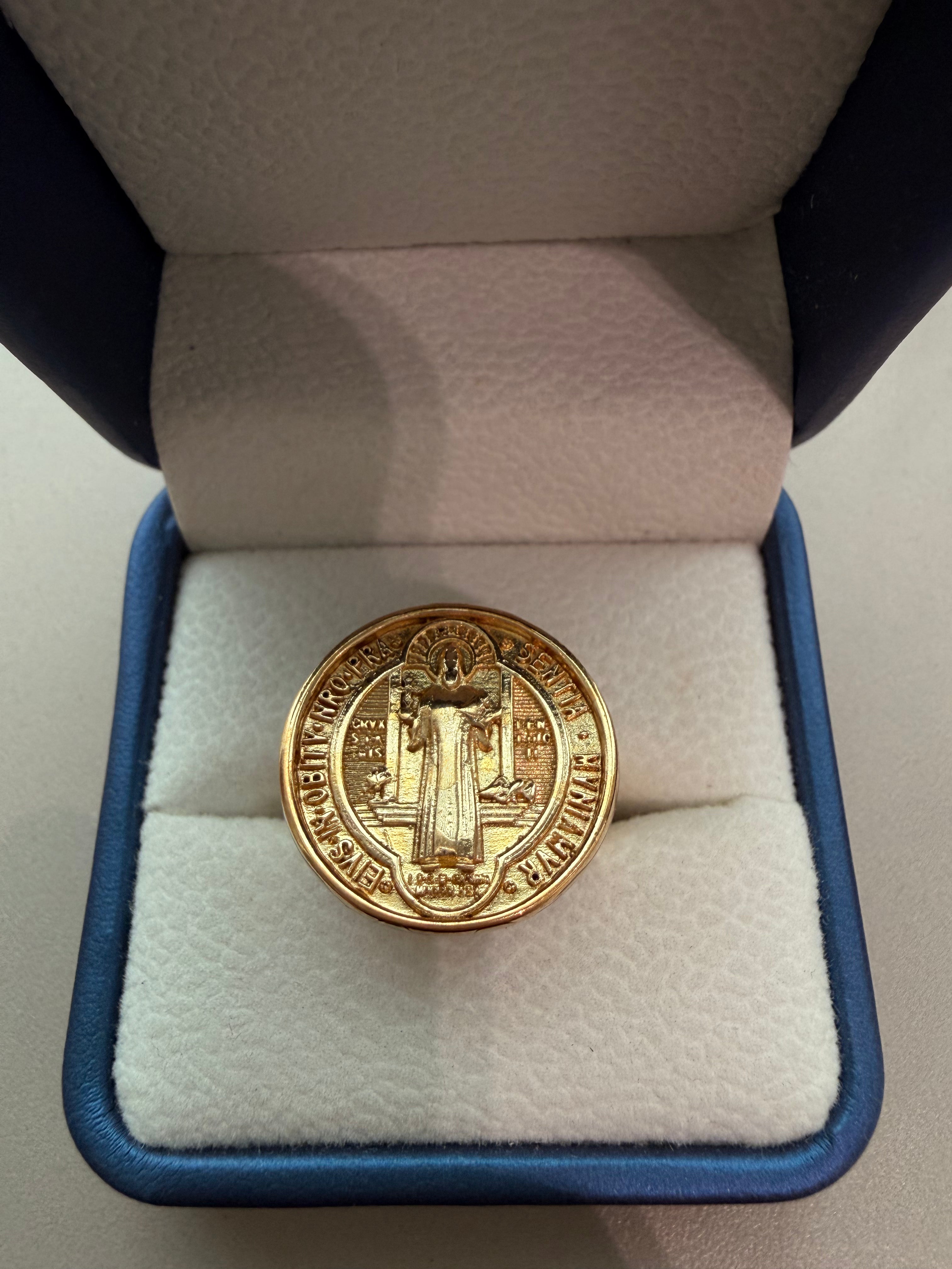 Anillo San Benito
